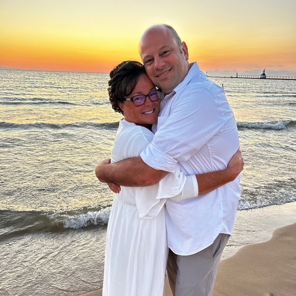 Meet your Posher, Leah - Picture 1 of 1